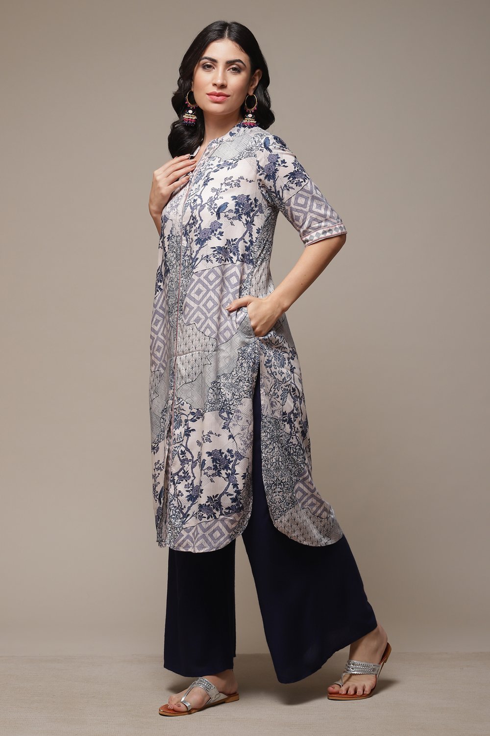 Indigo LIVA Straight Printed Kurta image number 3