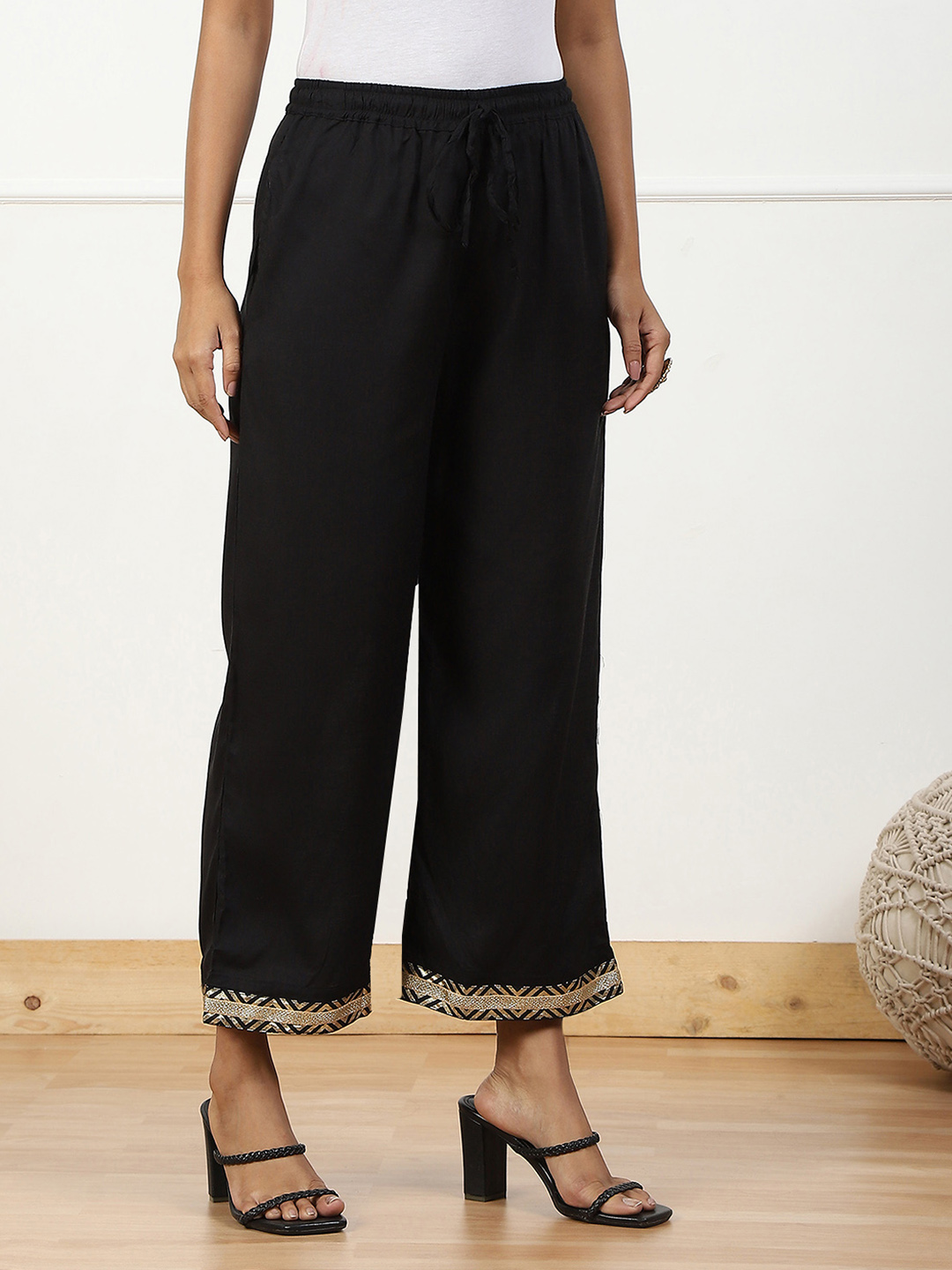 Black Polyester Palazzo Pants image number 3