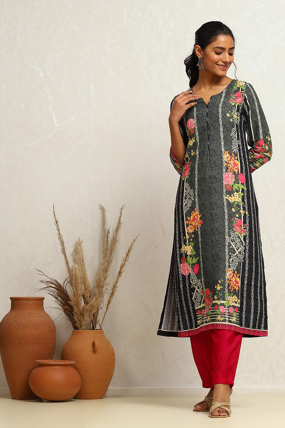 Grey Rayon Straight Kurta image number 0