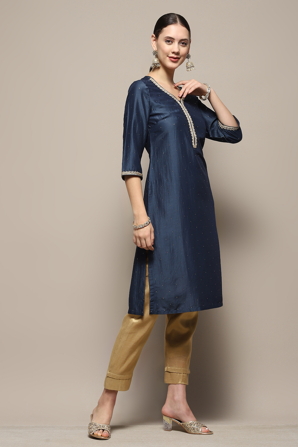 Beige Embellished Festive Straight Kurta image number 5