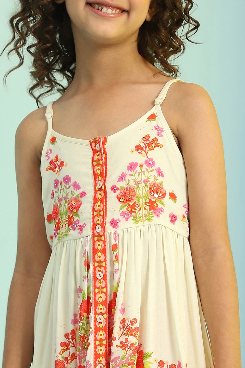 Cream-Colored Floral Gathered Flared Dress image number 1