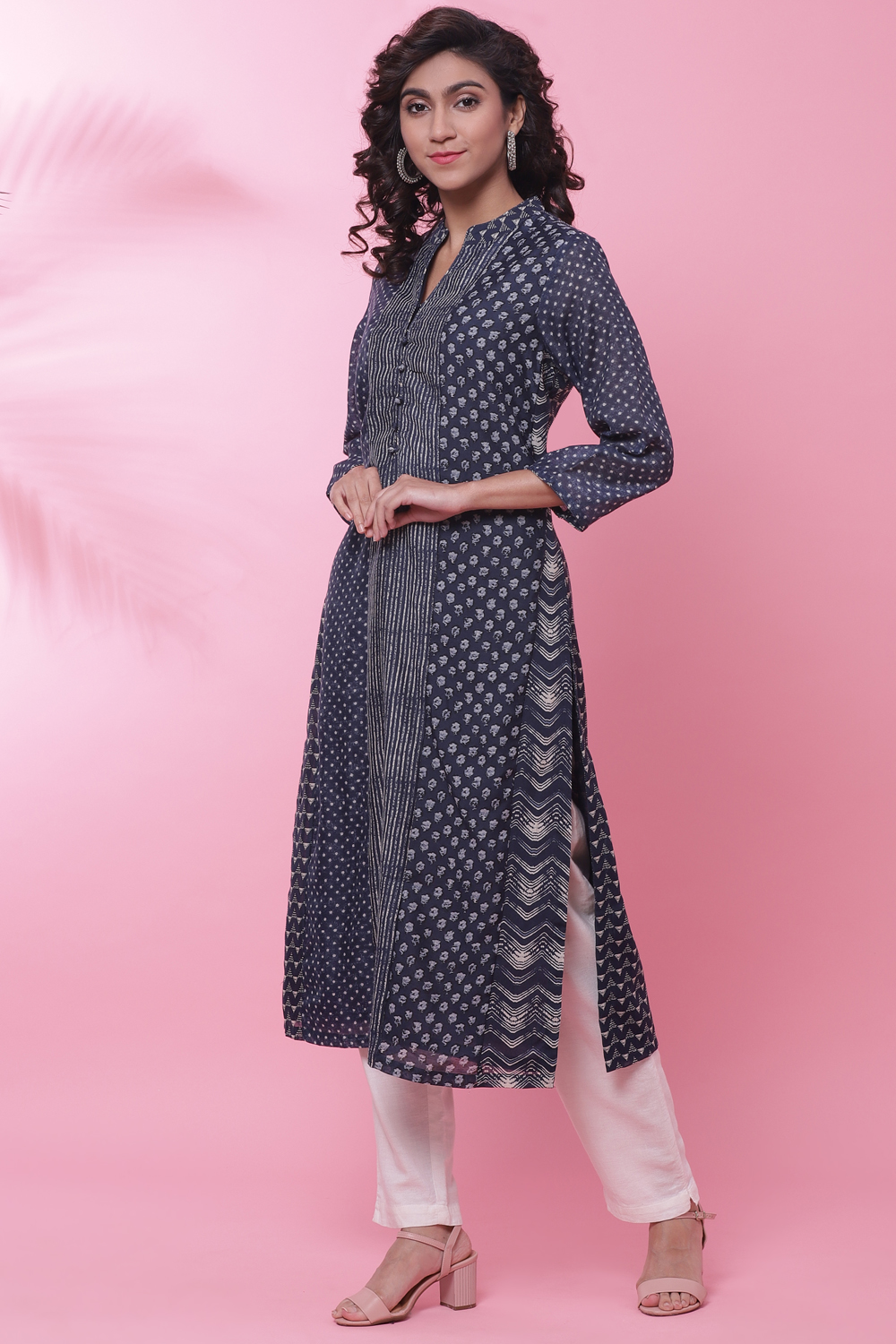 Indigo Art Silk Straight Kurta image number 2