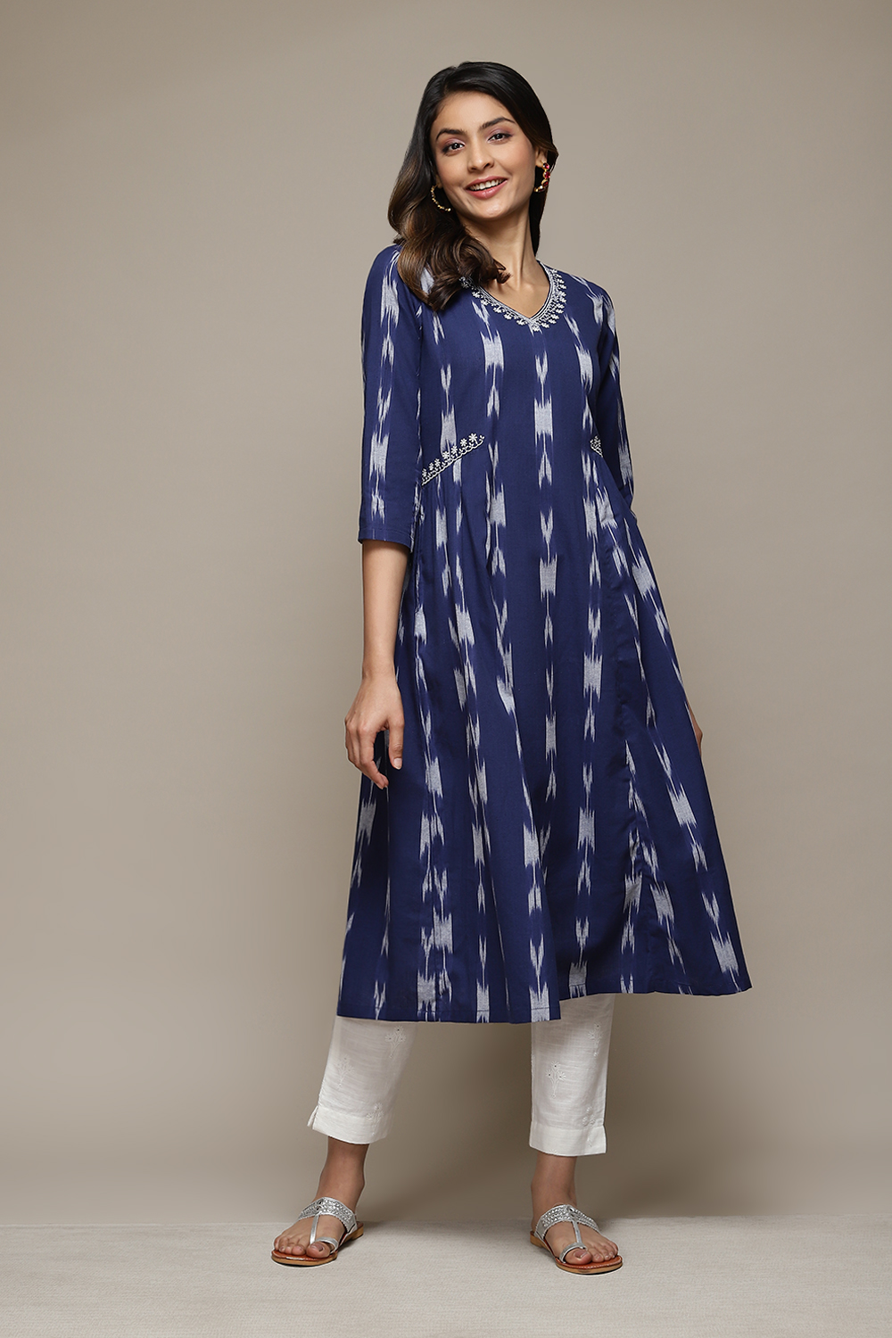 Ikat hot sale kurtis online