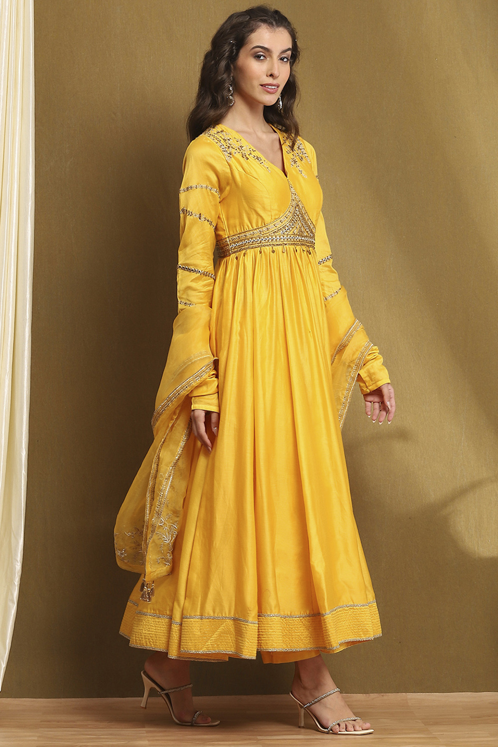 Yellow Silk Chanderi Anarkali Suit Set image number 5