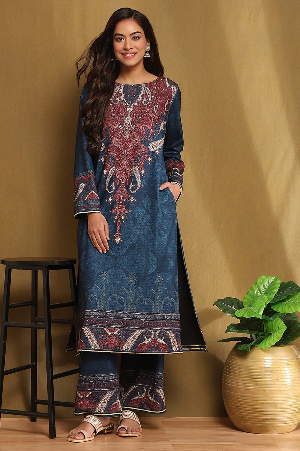 Teal Printed Straight Winter wear Kurta Set image number 0