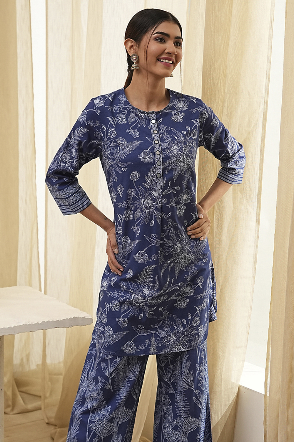 Indigo Cotton Printed Fusion Set image number 7