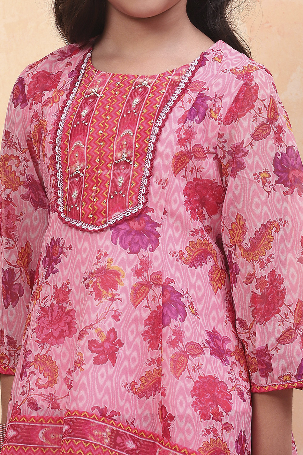 Pink Georgette Floral Printed Asymmetric Suit Set image number 1