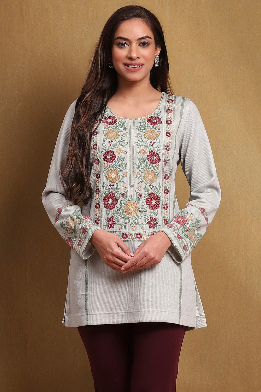 Green Polyester Straight Short Kurti image number 0