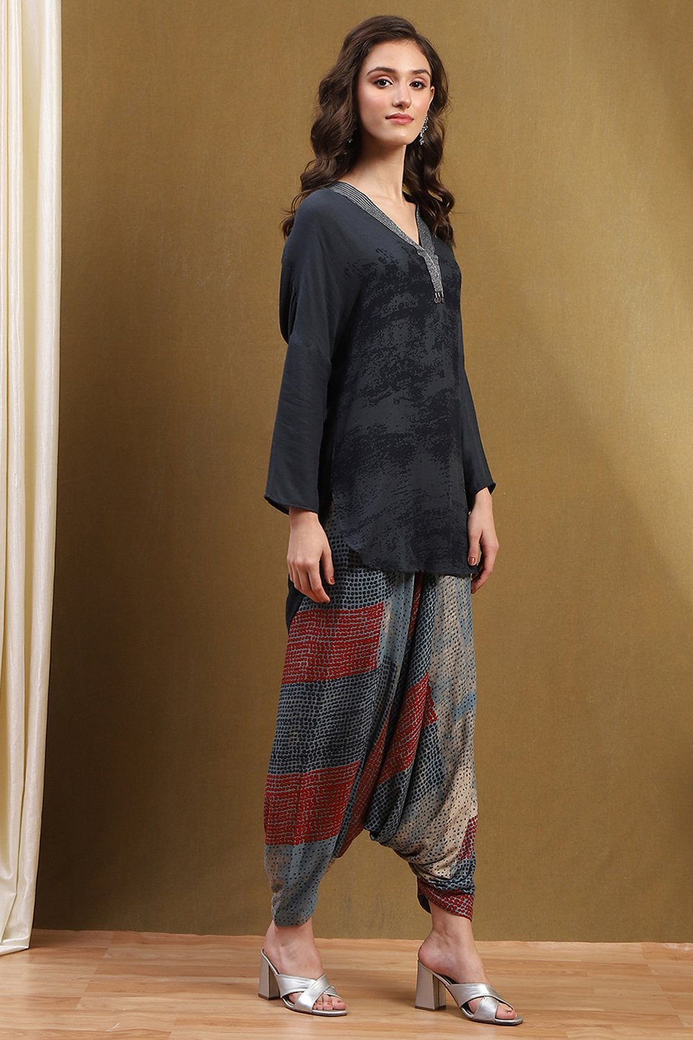 Indigo Rayon Straight Set image number 5