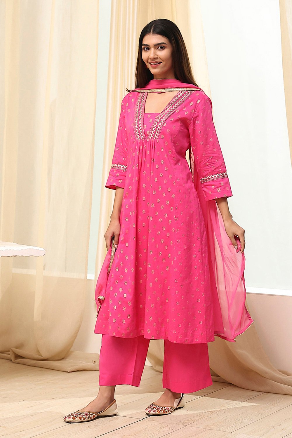 Fuchsia Cotton Printed Gathered Suit Set image number 3