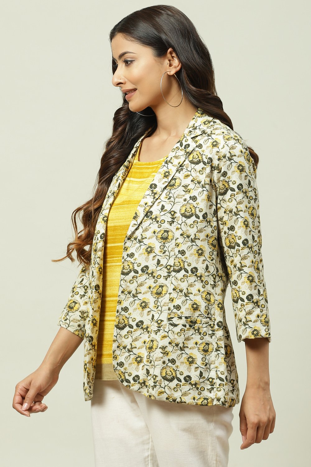 Mud Ochre LIVA Printed Kurta with Jacket image number 4