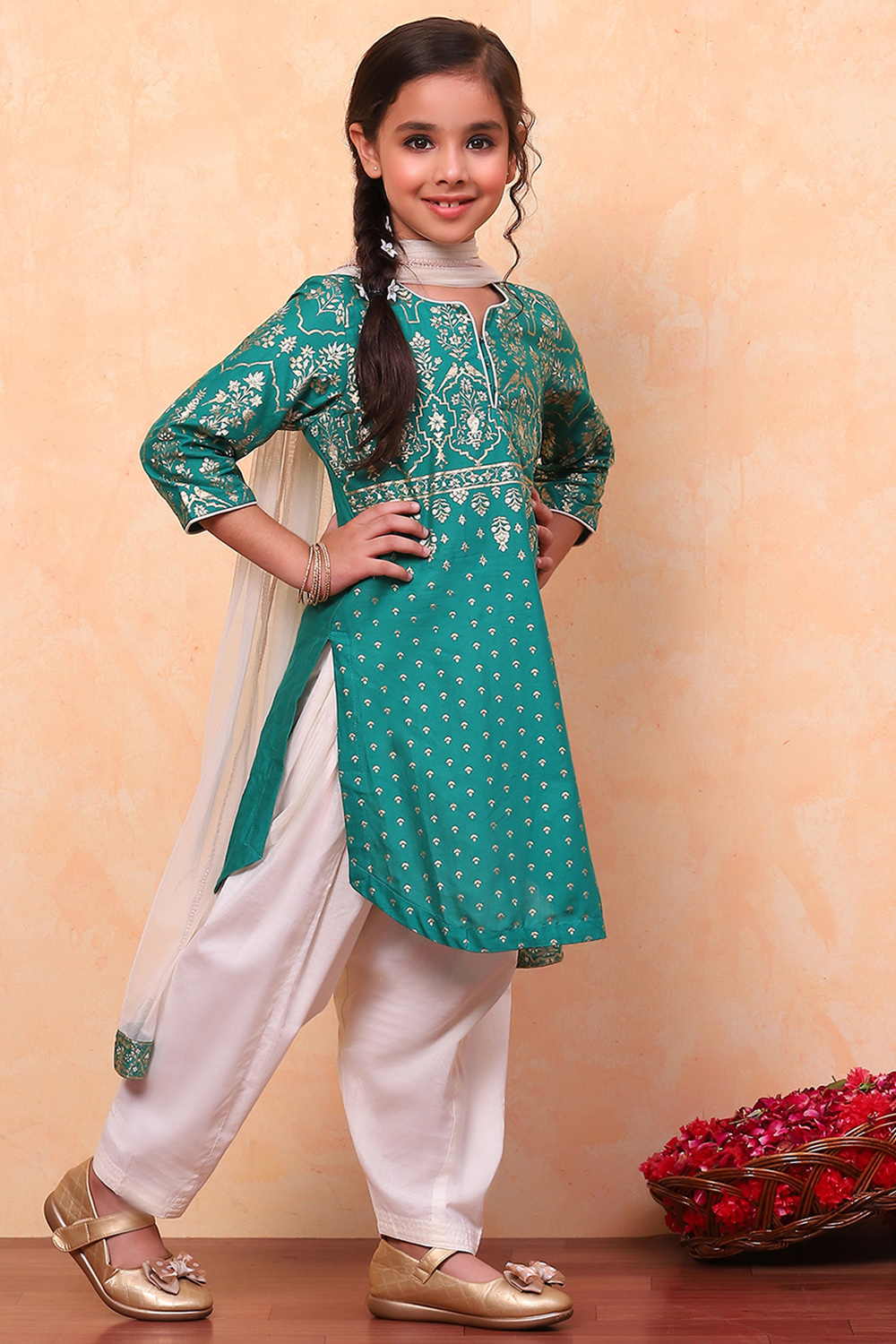 Blue and White Cotton Printed Straight Suit Set image number 3