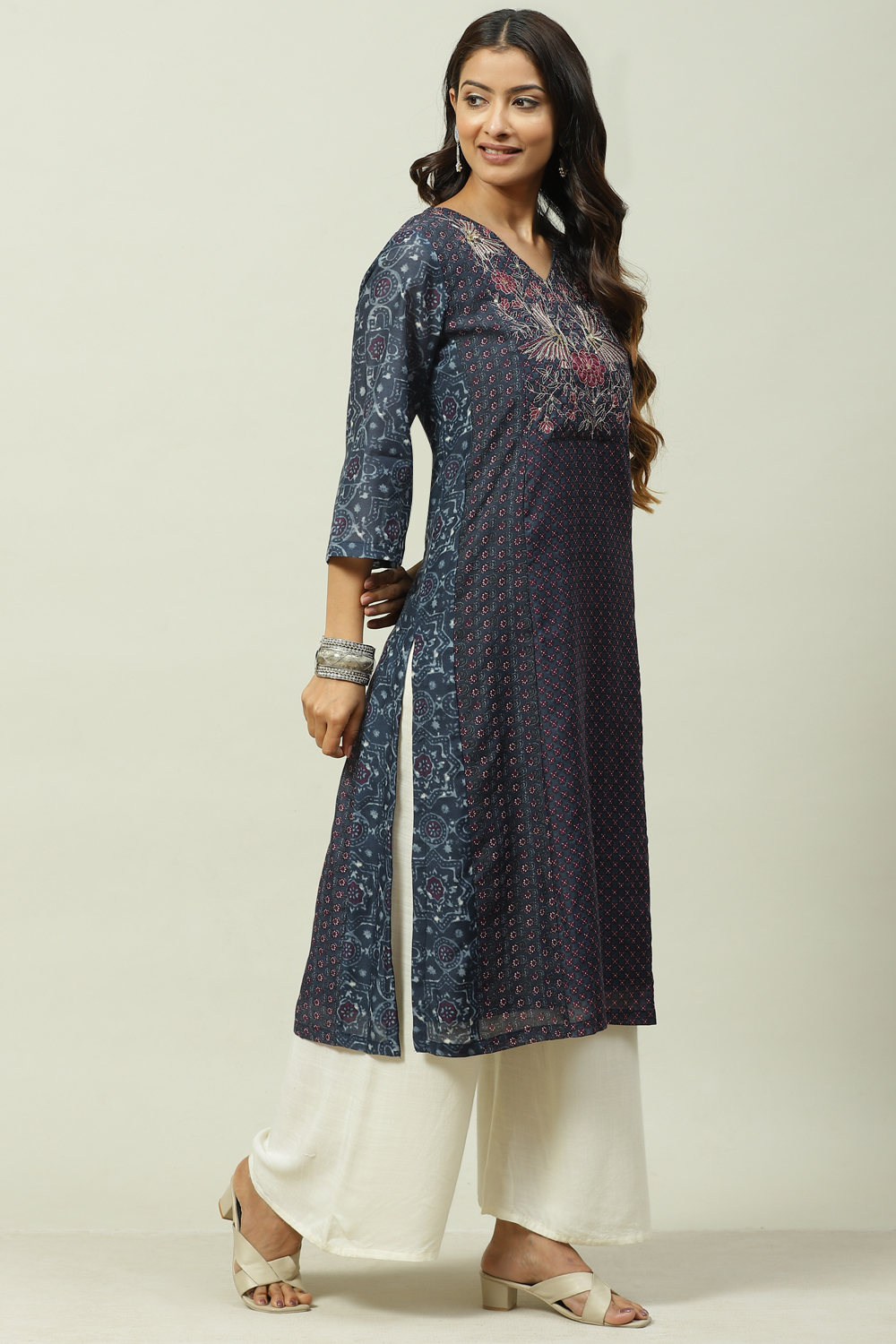 Indigo Cotton Flared Kurta image number 3