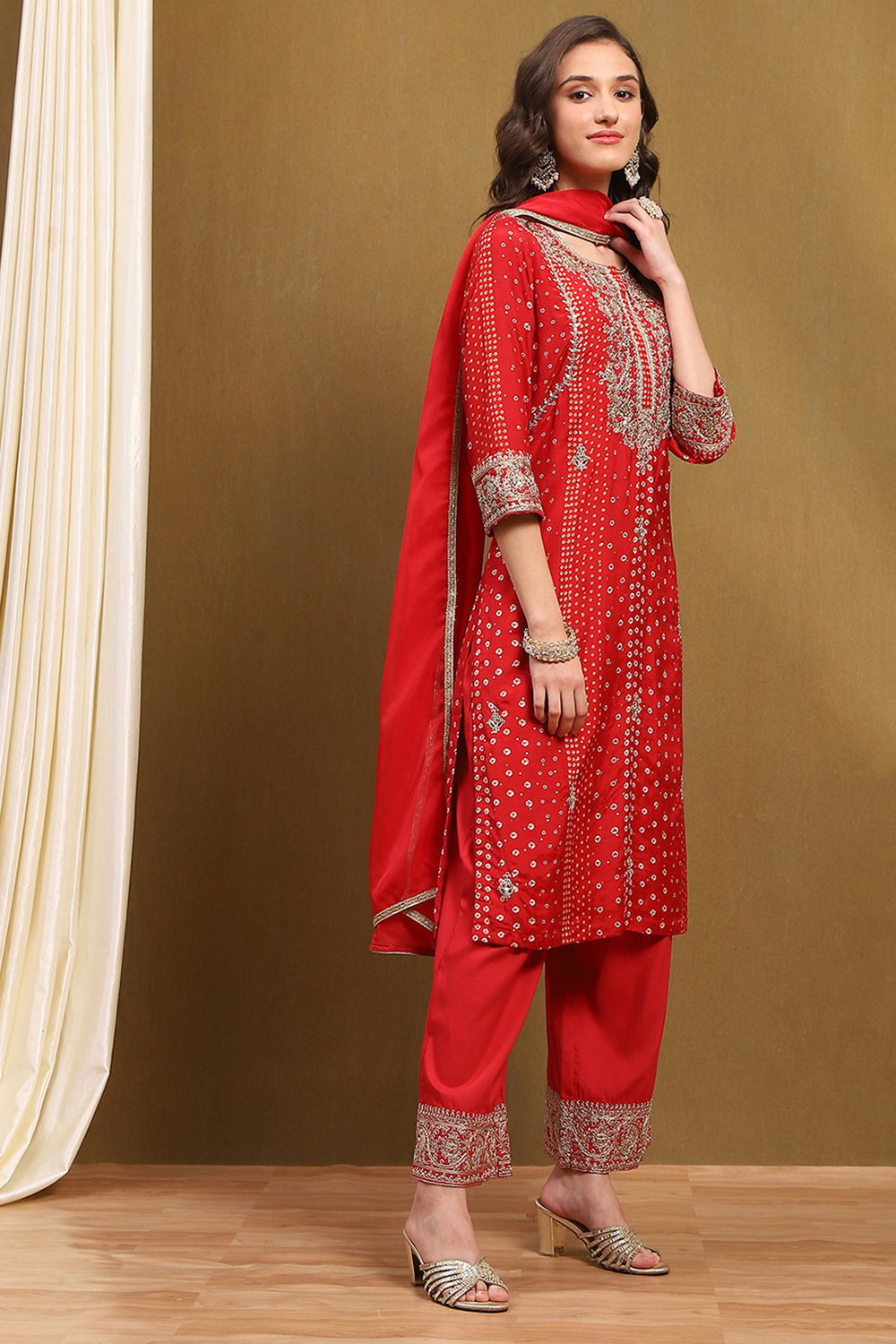 Red Modal Straight Suit Set image number 5