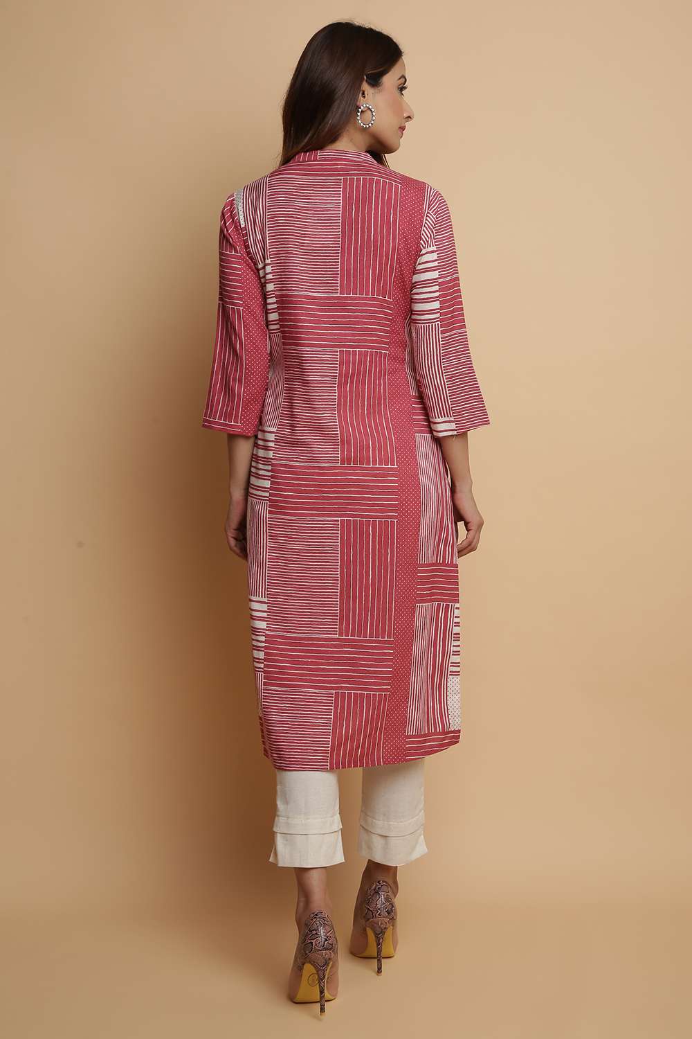 Berry Cotton Blend Straight Kurta Pants Suit Set image number 4