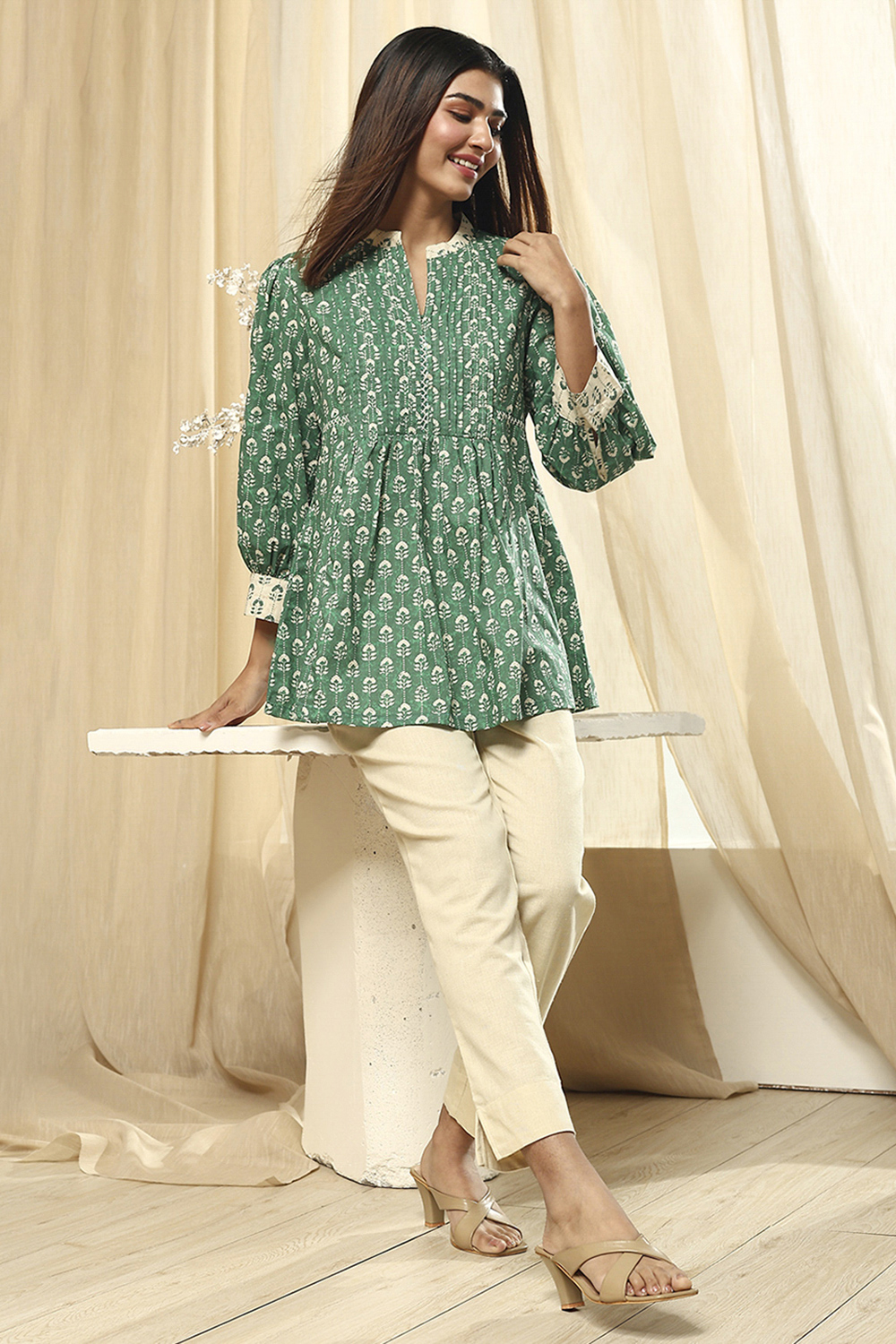 Green Cotton Printed Short A-Line Kurta image number 0