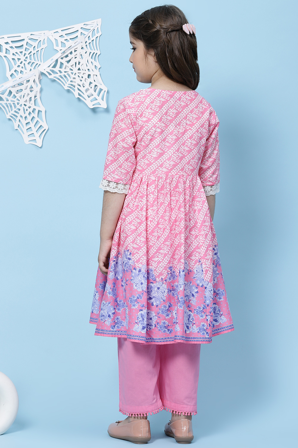 Pink Cotton Flared Printed Kurta Set image number 4