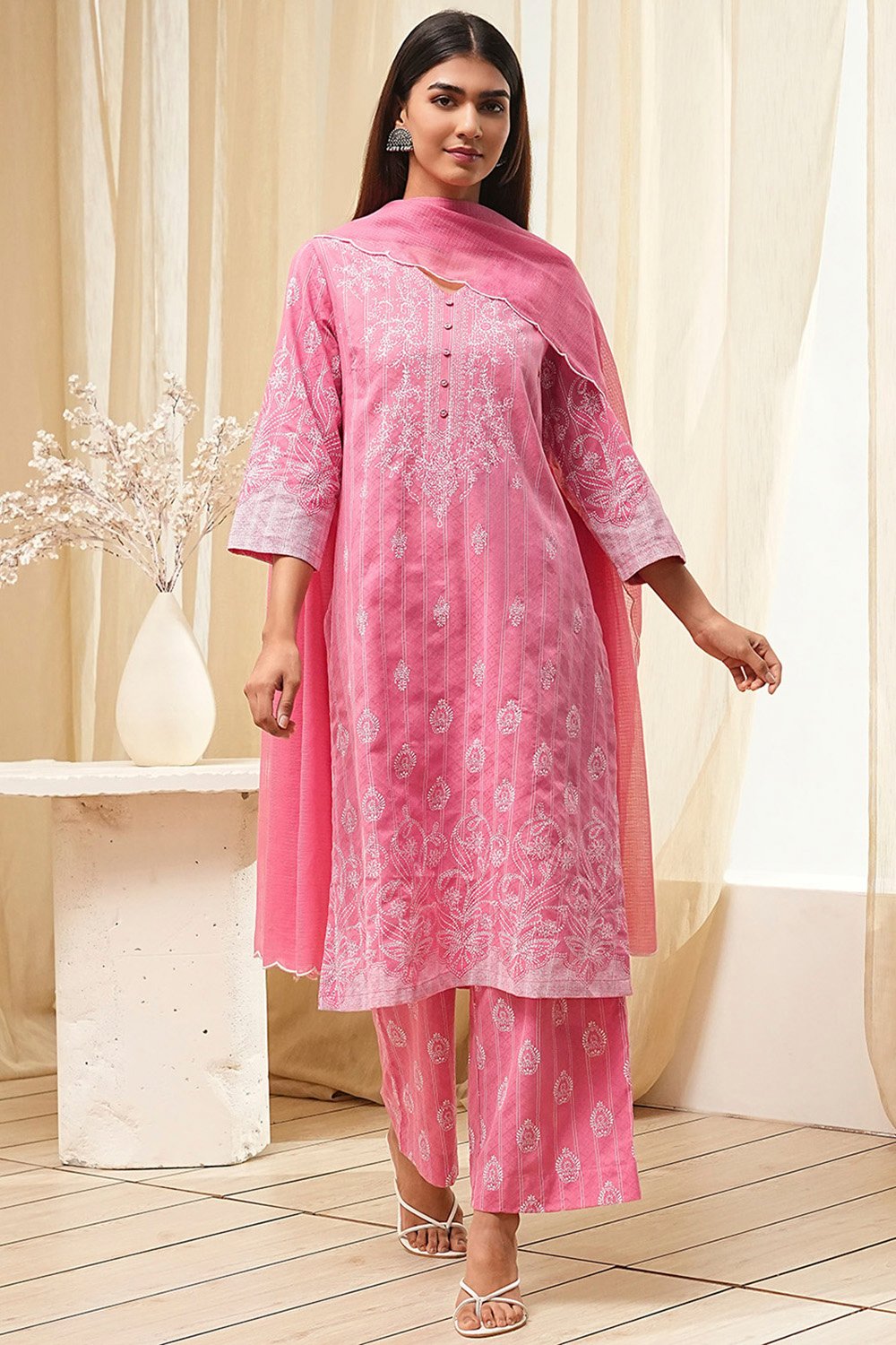 Pink Cotton Straight Suit Set image number 6