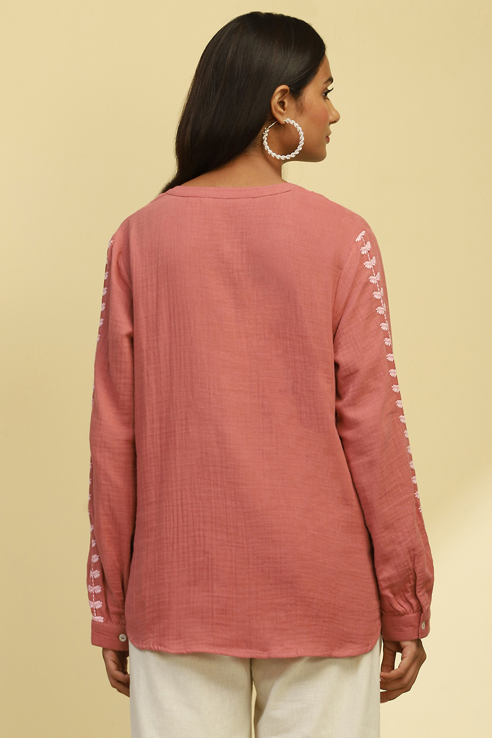 Dusky Pink Cotton Embroidered Straight Top image number 4