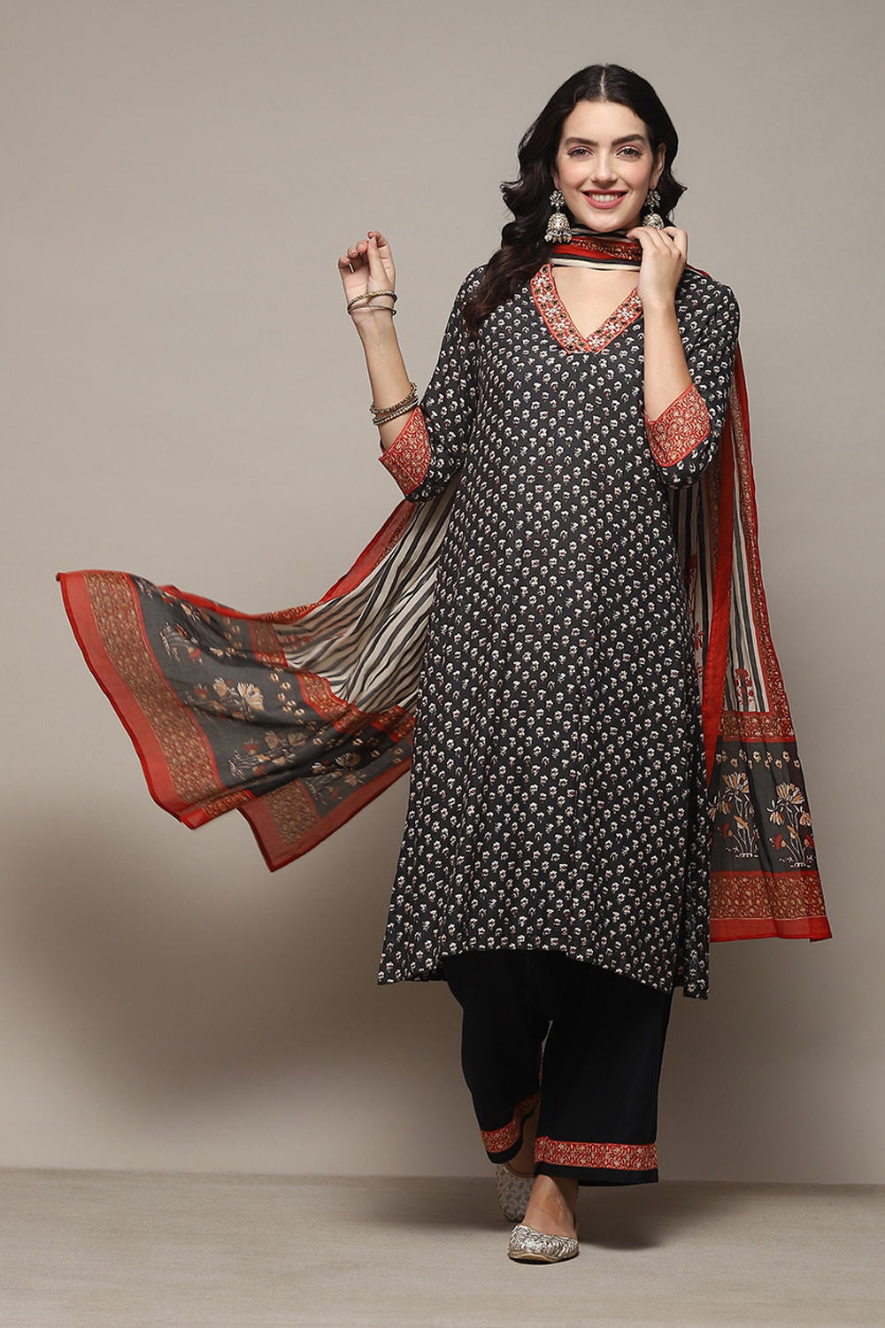 Charcoal LIVA Straight Kurta Palazzo Suit Set image number 7