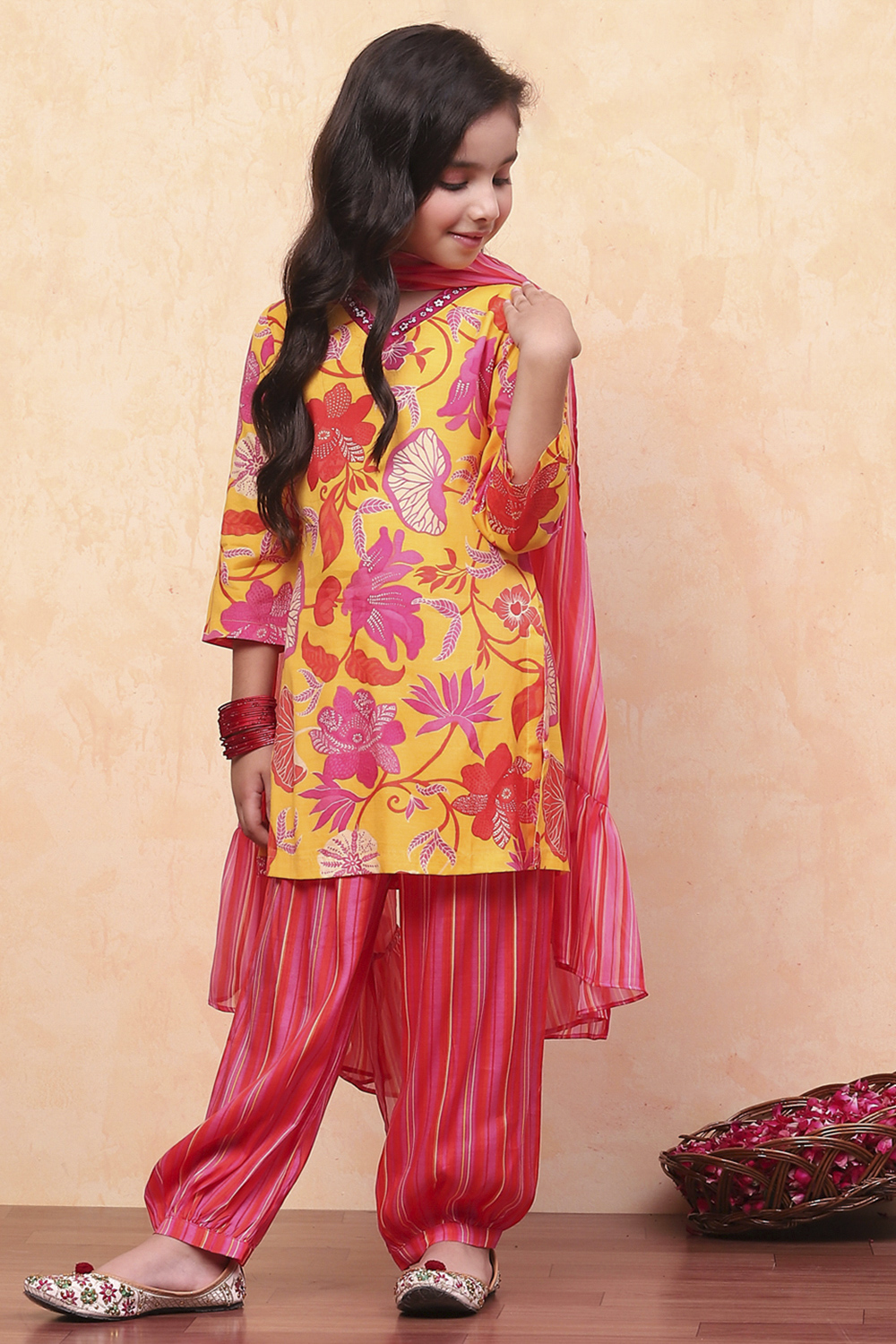 Yellow-Pink Viscose Blend Straight Suit Set image number 6