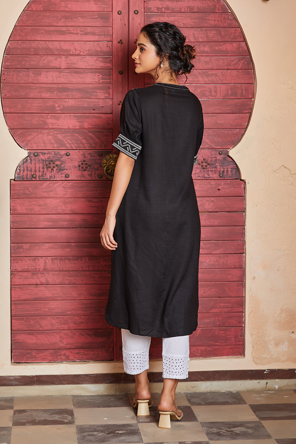 Black Rayon Printed Straight Kurta image number 3