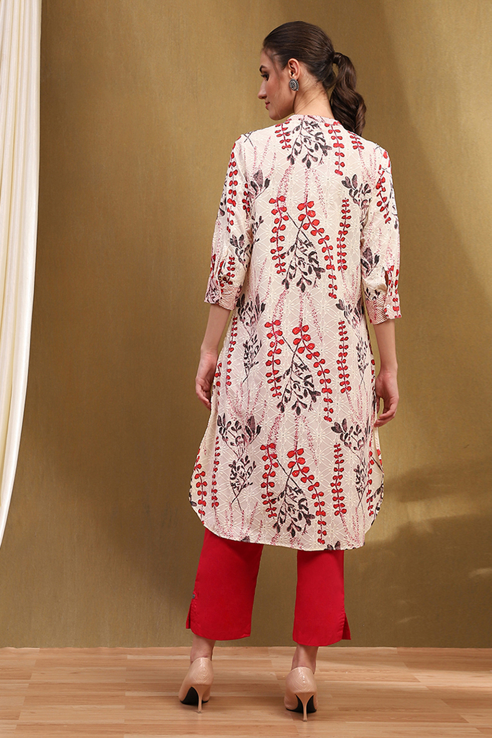 White & Red Cotton Printed Straight Kurta image number 3