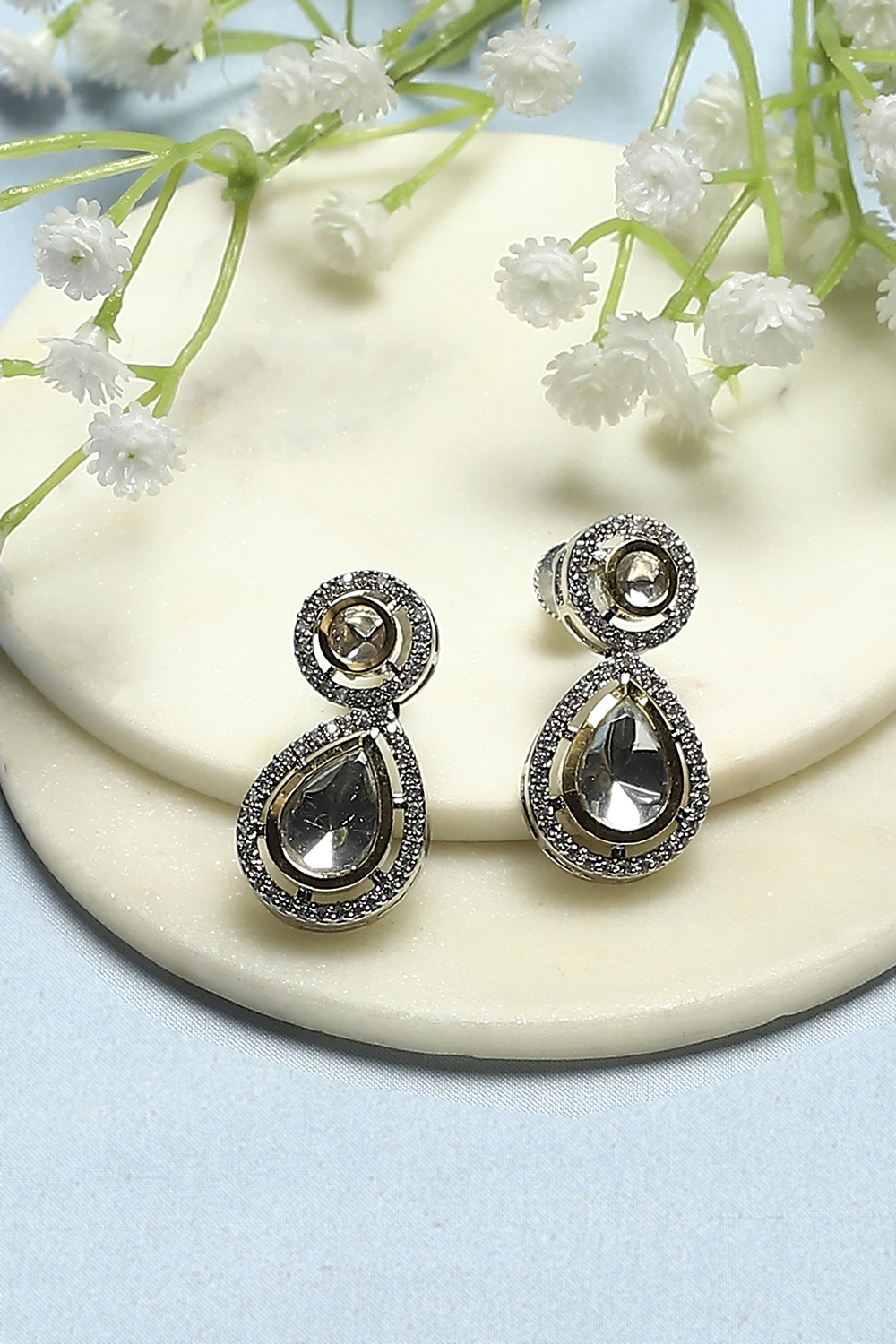 White Silver-Plated Kundan Studded Tear Drop Danglers image number 0