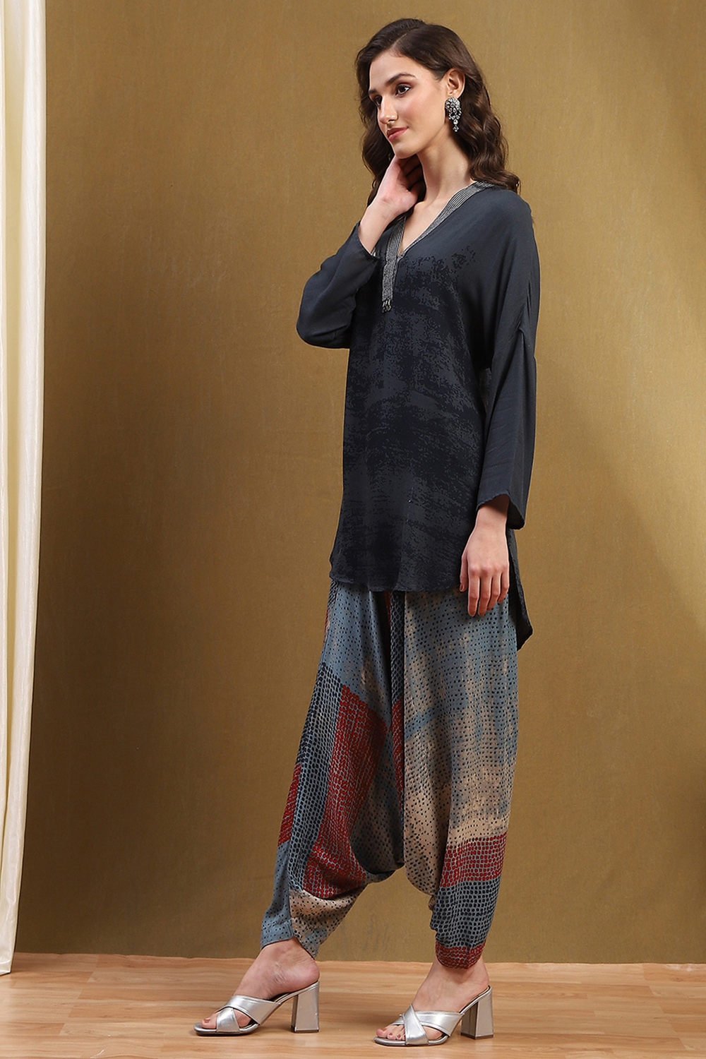 Indigo Rayon Straight Set image number 3