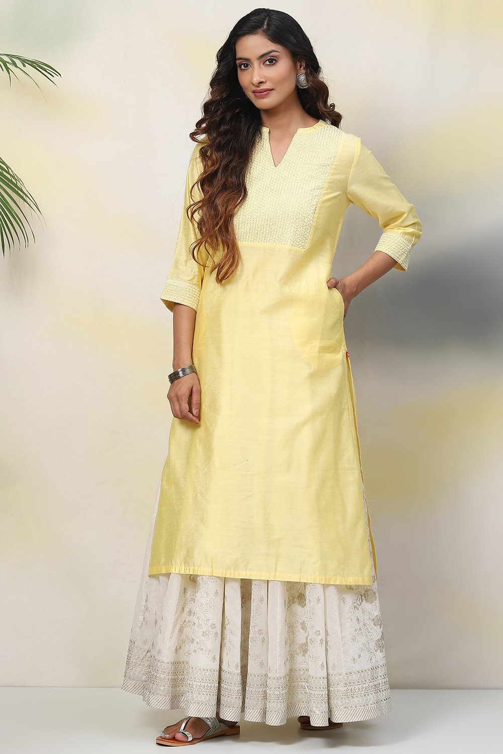 Yellow Straight Nylon Viscose Kurta image number 2