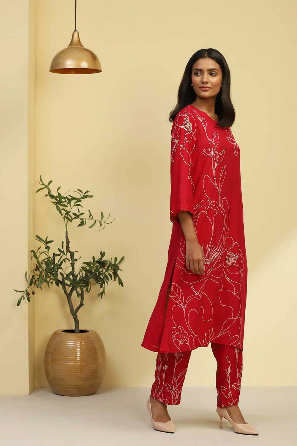 Black Floral Printed Straight Kurta Set image number 5