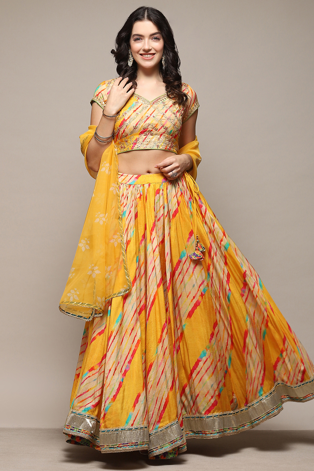 Yellow Polyester Straight Kurta Lehenga Set image number 6