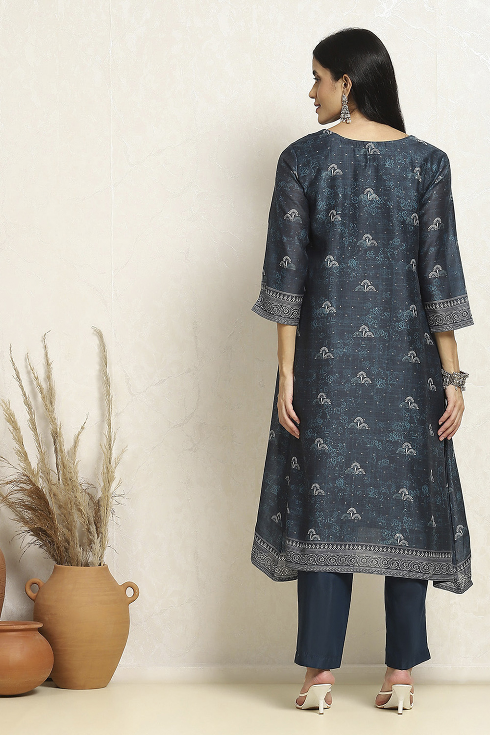 Blue Chanderi Geometric Printed Unstitched Suit Set image number 5