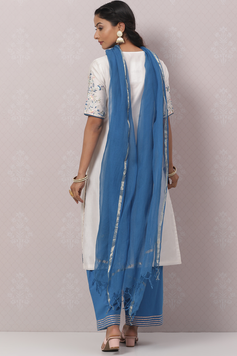 White Cotton Art Silk Straight Kurta Palazzo Suit Set image number 4