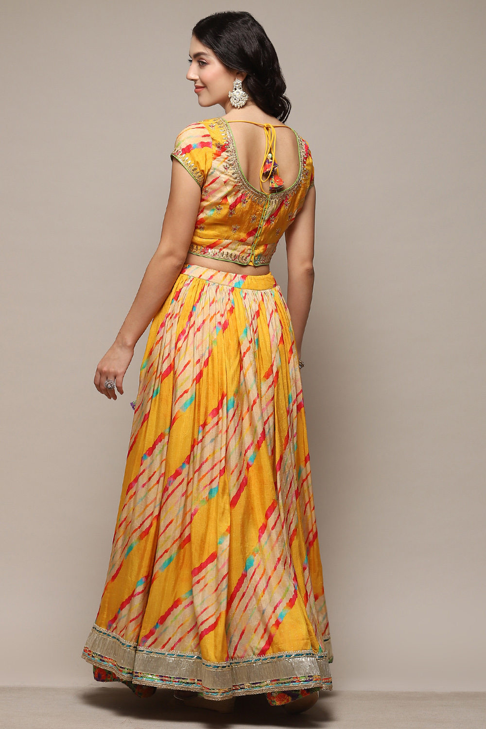 Yellow Polyester Straight Kurta Lehenga Set image number 5