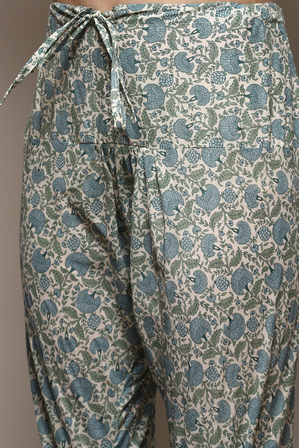 Green Cotton Printed Unstitched Suit Set image number 3