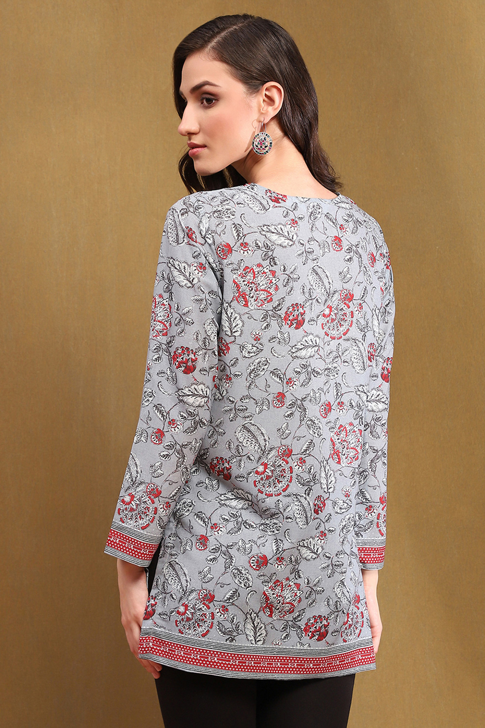 Grey Floral Printed Regular Fit Straight Kurti image number 3