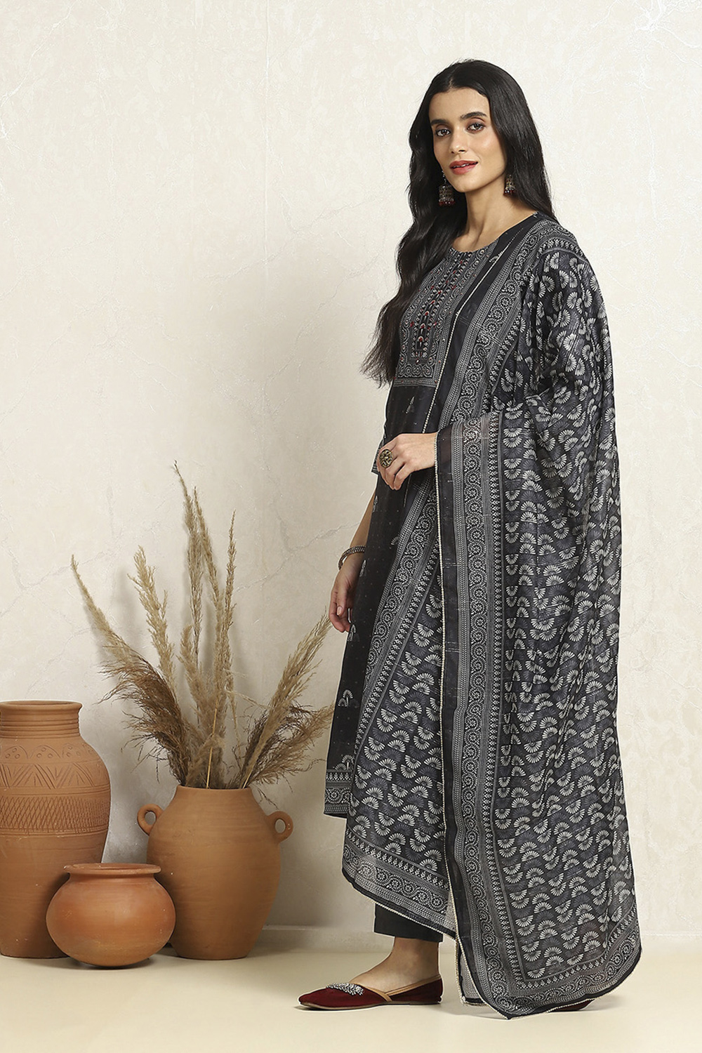 Blue Chanderi Geometric Printed Unstitched Suit Set image number 4