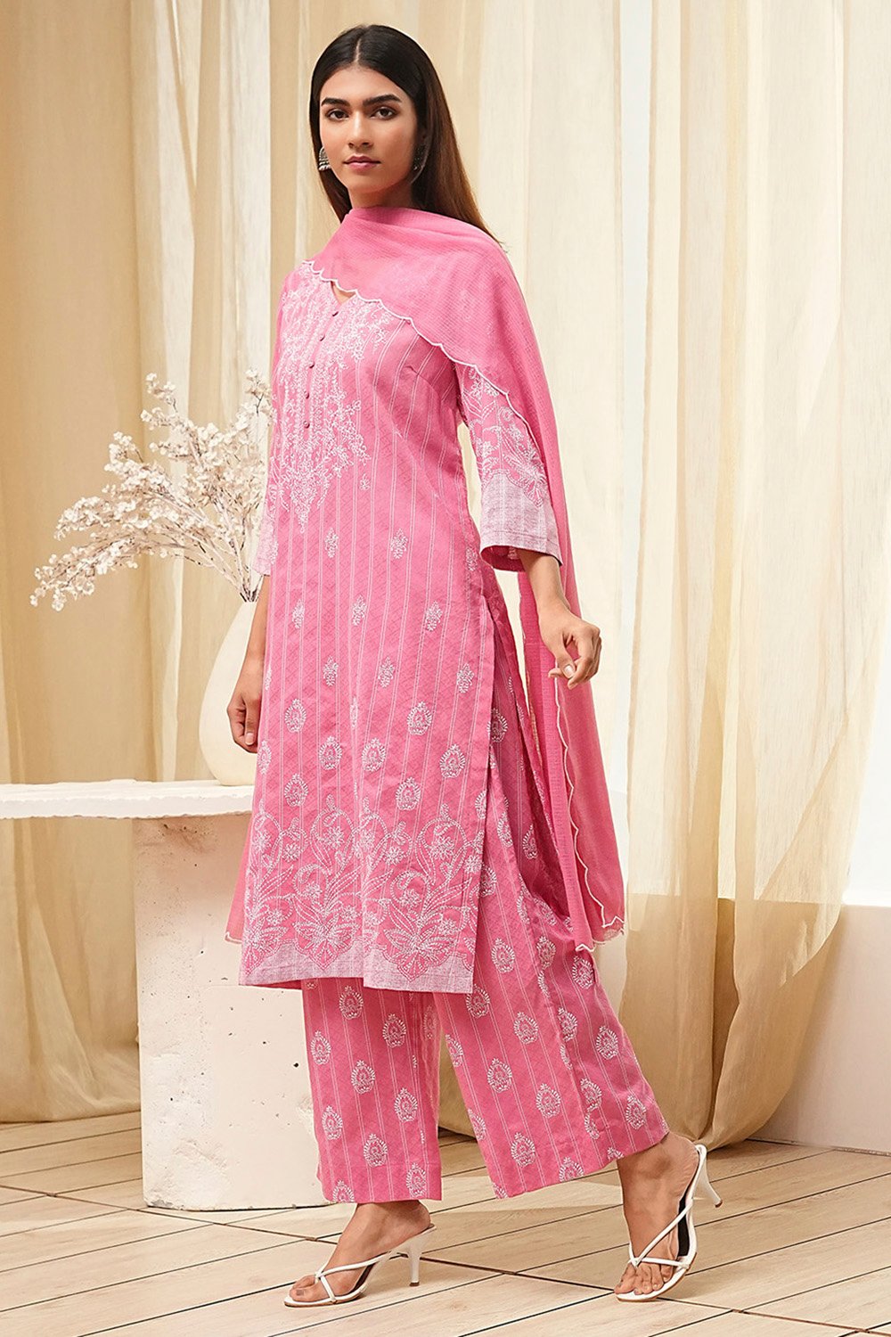 Pink Cotton Straight Suit Set image number 3