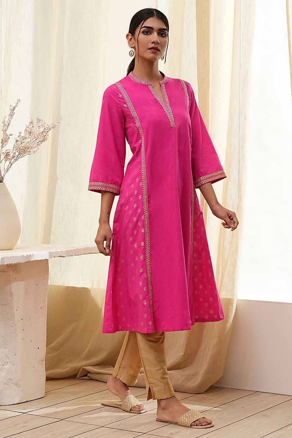 Fuchsia A-Line Kurta image number 4