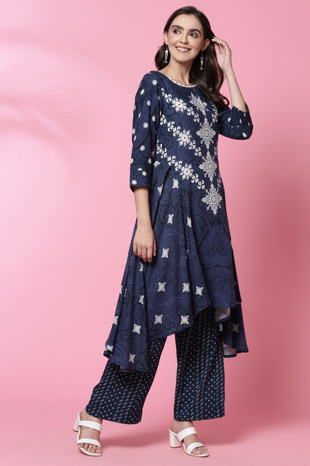 Indigo LIVA Asymmetric Kurta image number 3