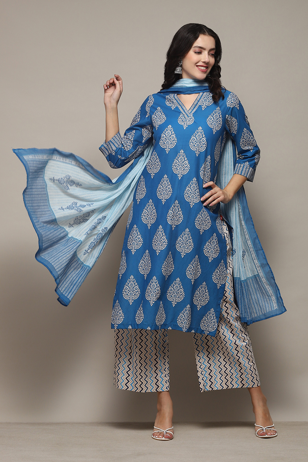 Royal Blue Cotton Straight Printed Kurta Straight Palazzo Suit Set image number 0
