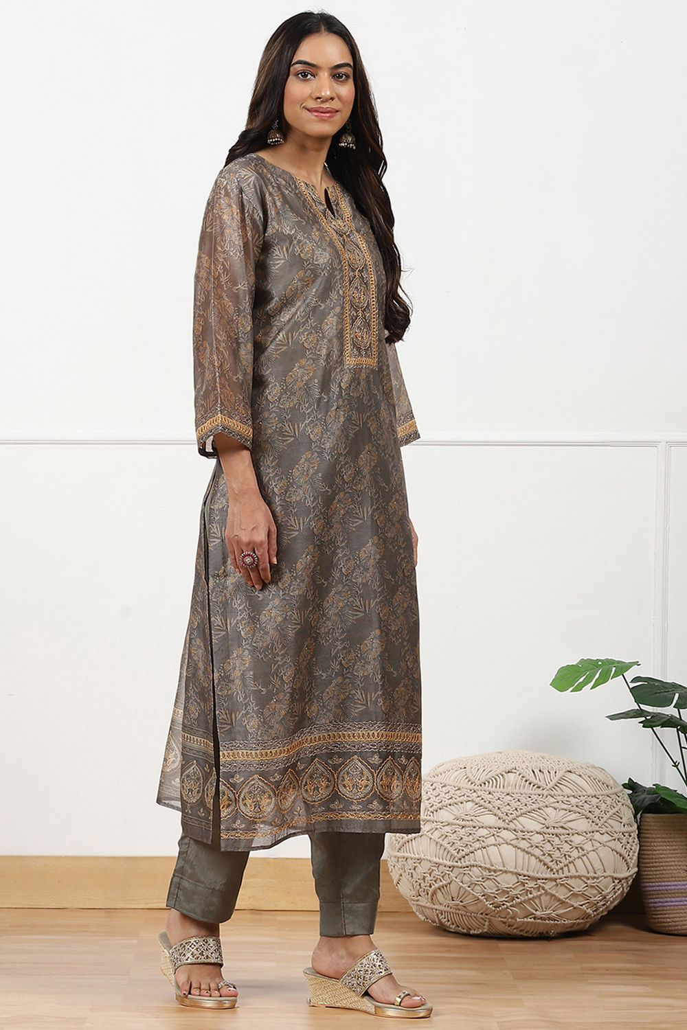 Grey Chanderi Printed Unstitched Suit Set image number 6