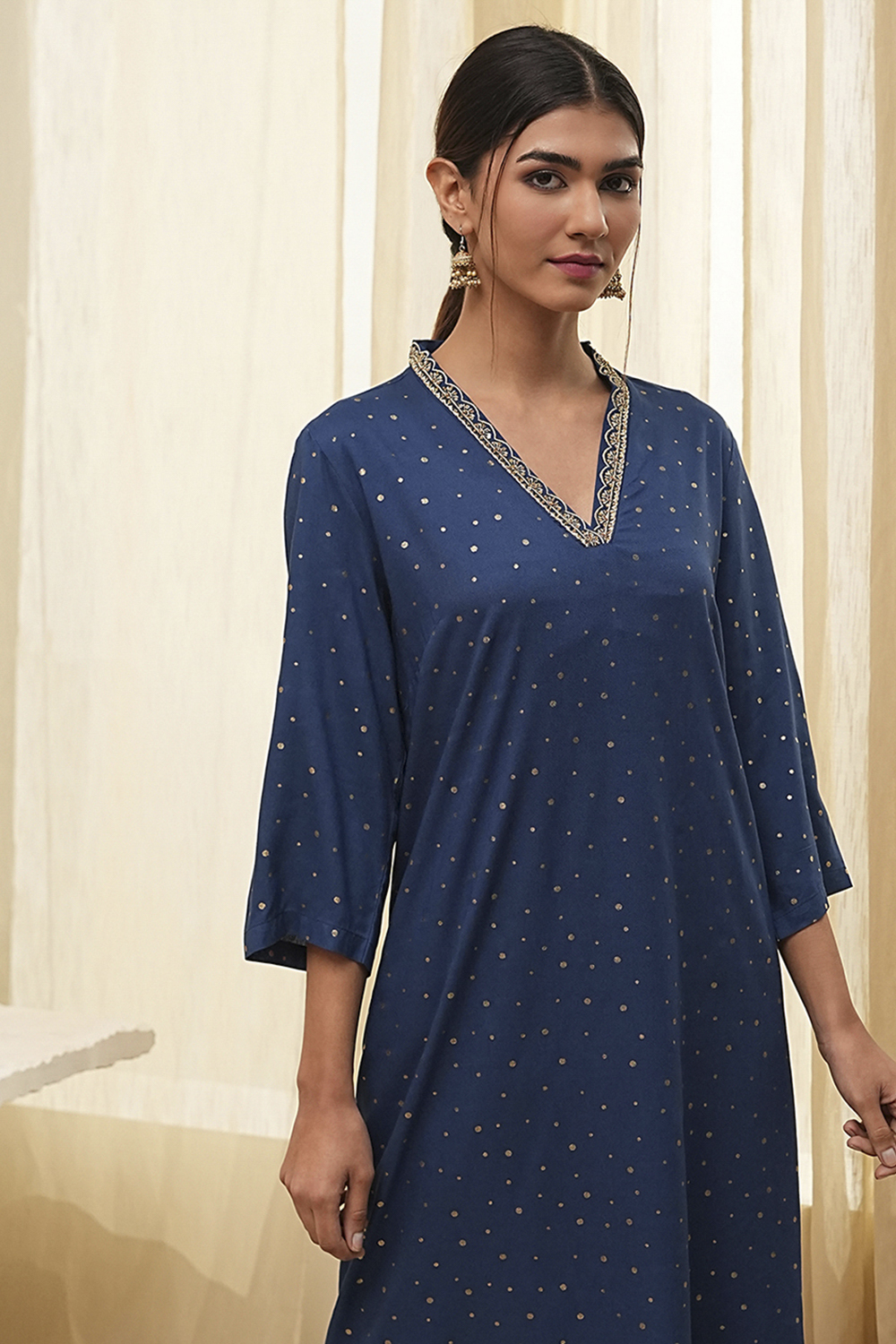 Blue Foil Printed Straight Kurta image number 1