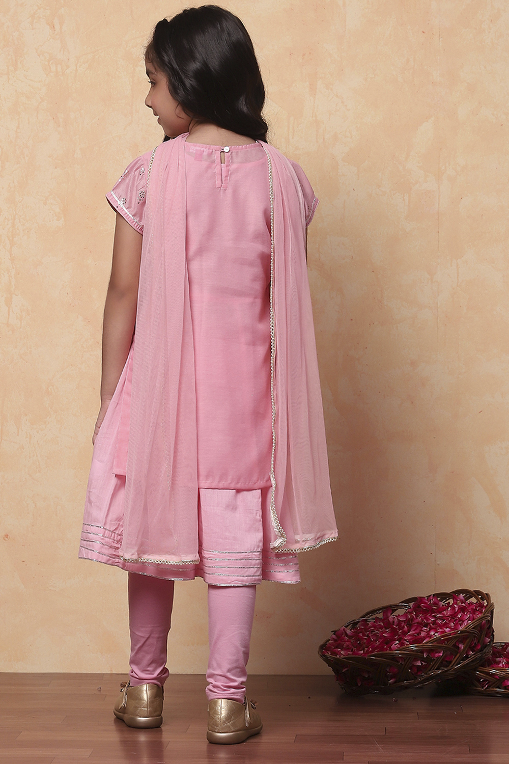 Pink Poly Chanderi Metallic Pattern Layered A-Line Suit Set image number 4