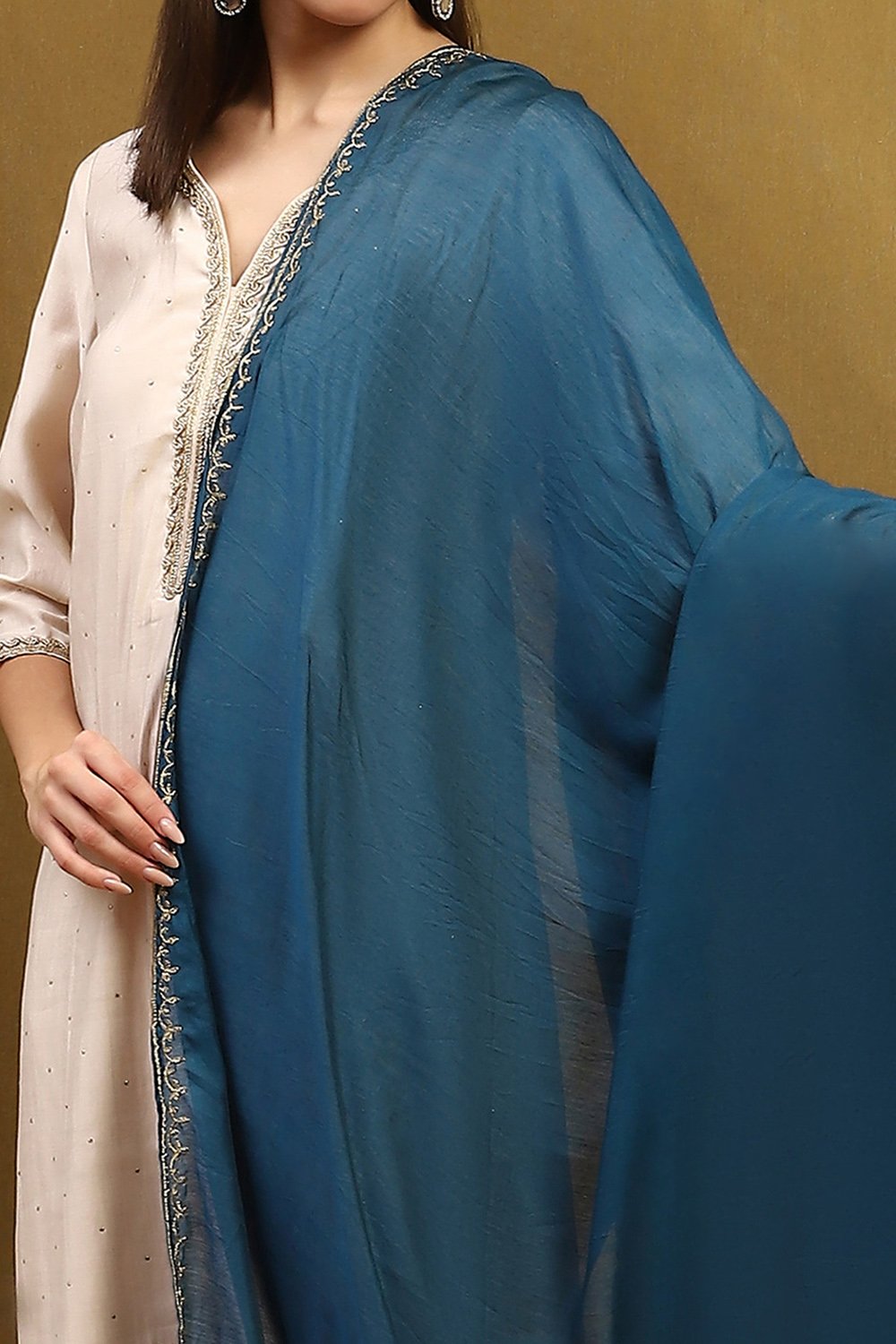 Gold Polyester Dupatta image number 1