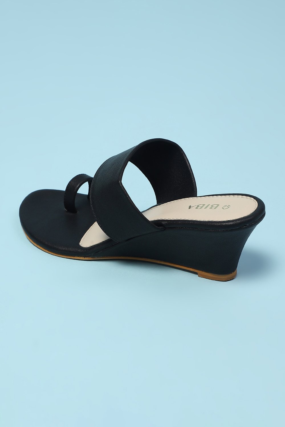 Black Pu Ring Toe Sandals image number 5