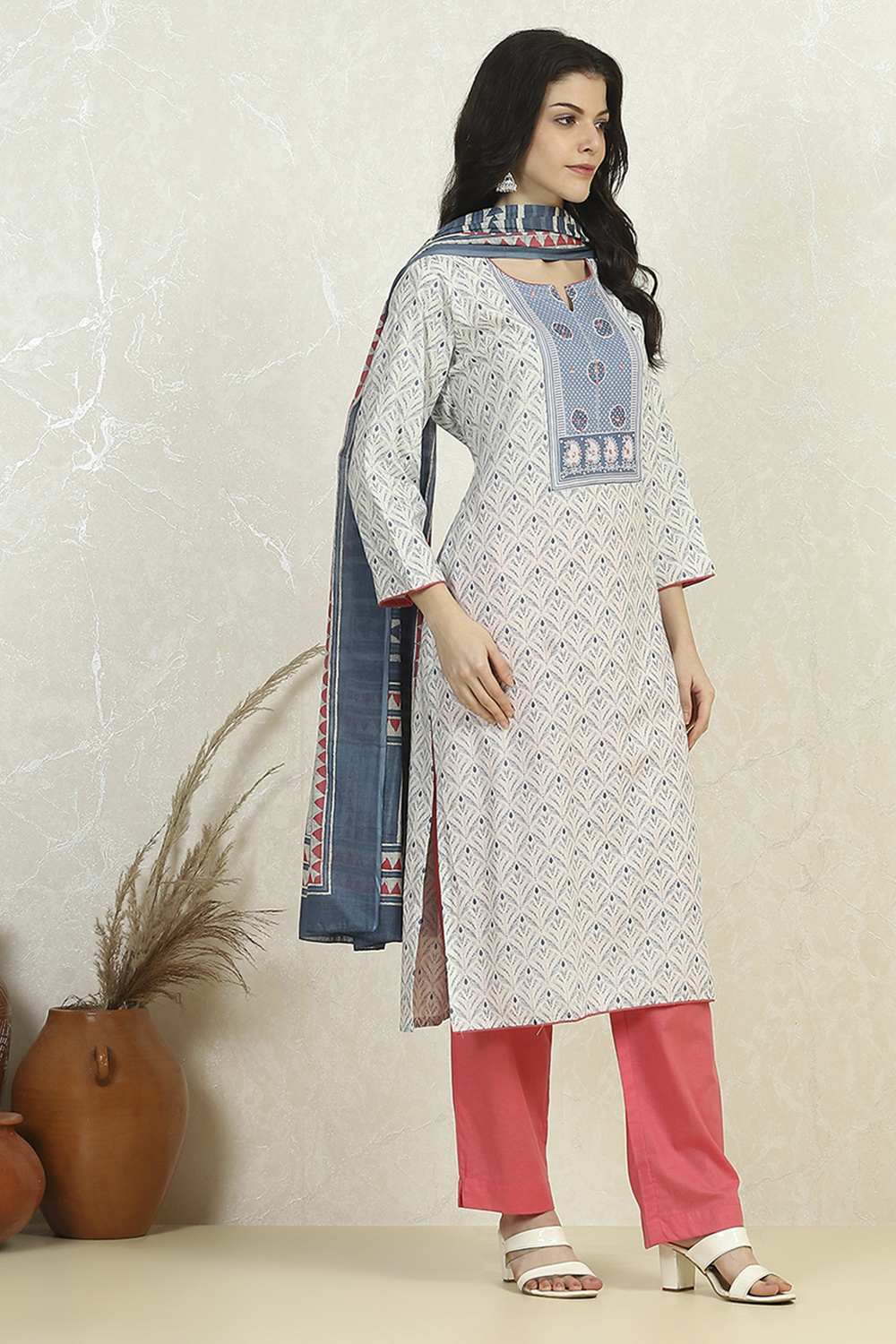 Grey Cotton Printed Embroidered Unstitched Suit Set image number 6