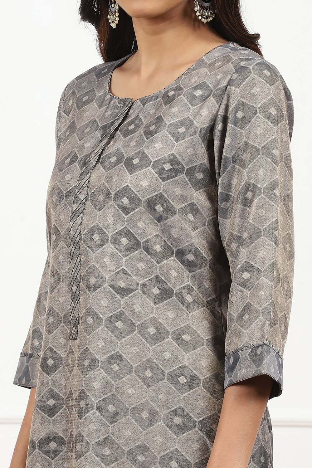 Grey Linen Blend Digital Print Unstitched Suit Set image number 2