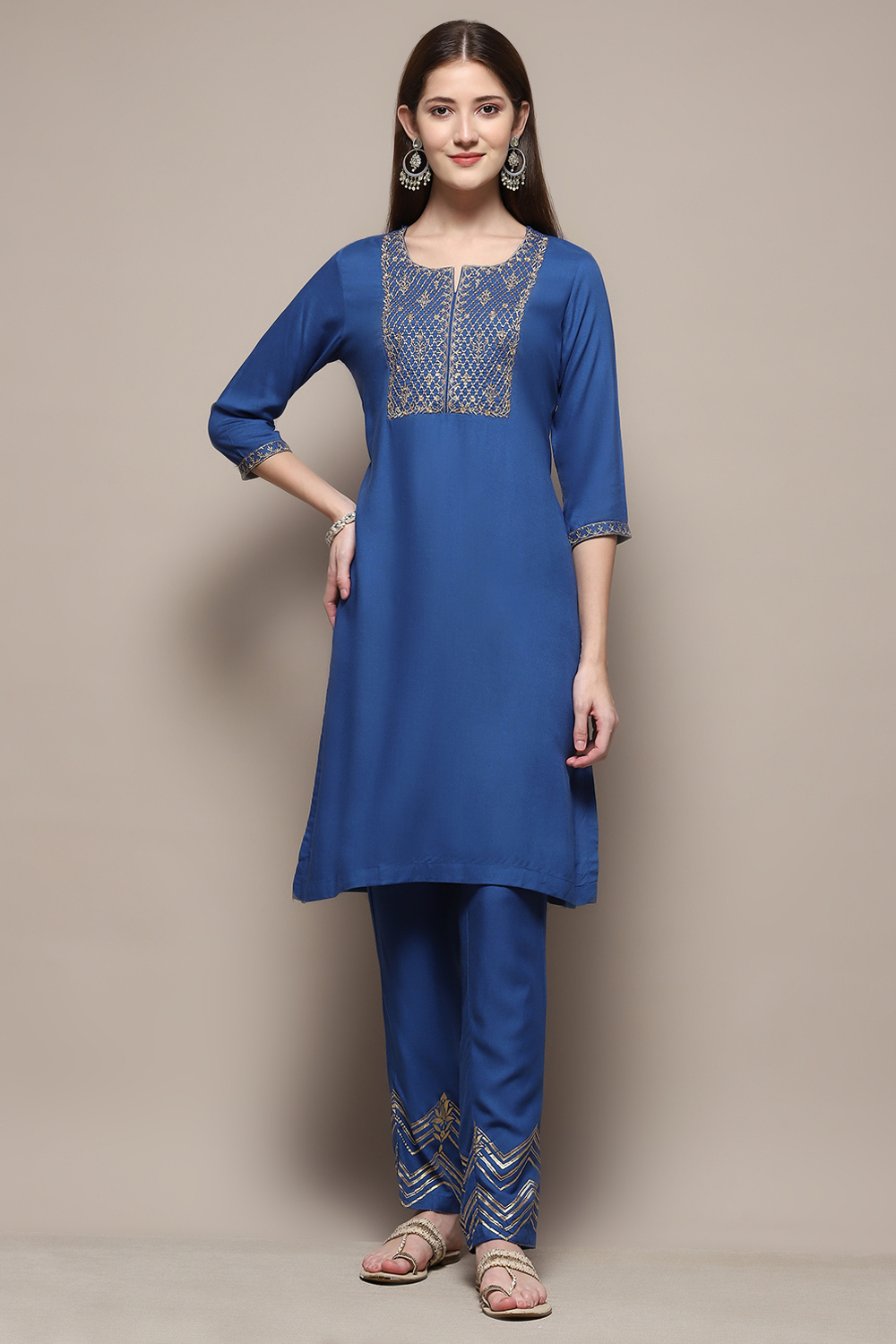 Blue Rayon Straight Kurta Pant 2 Piece Set image number 6